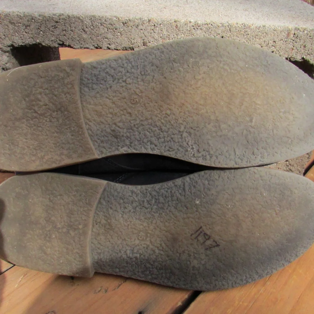 Orchid BMX Vintage men's chukka boots, a desert boot style in dark navy Suede